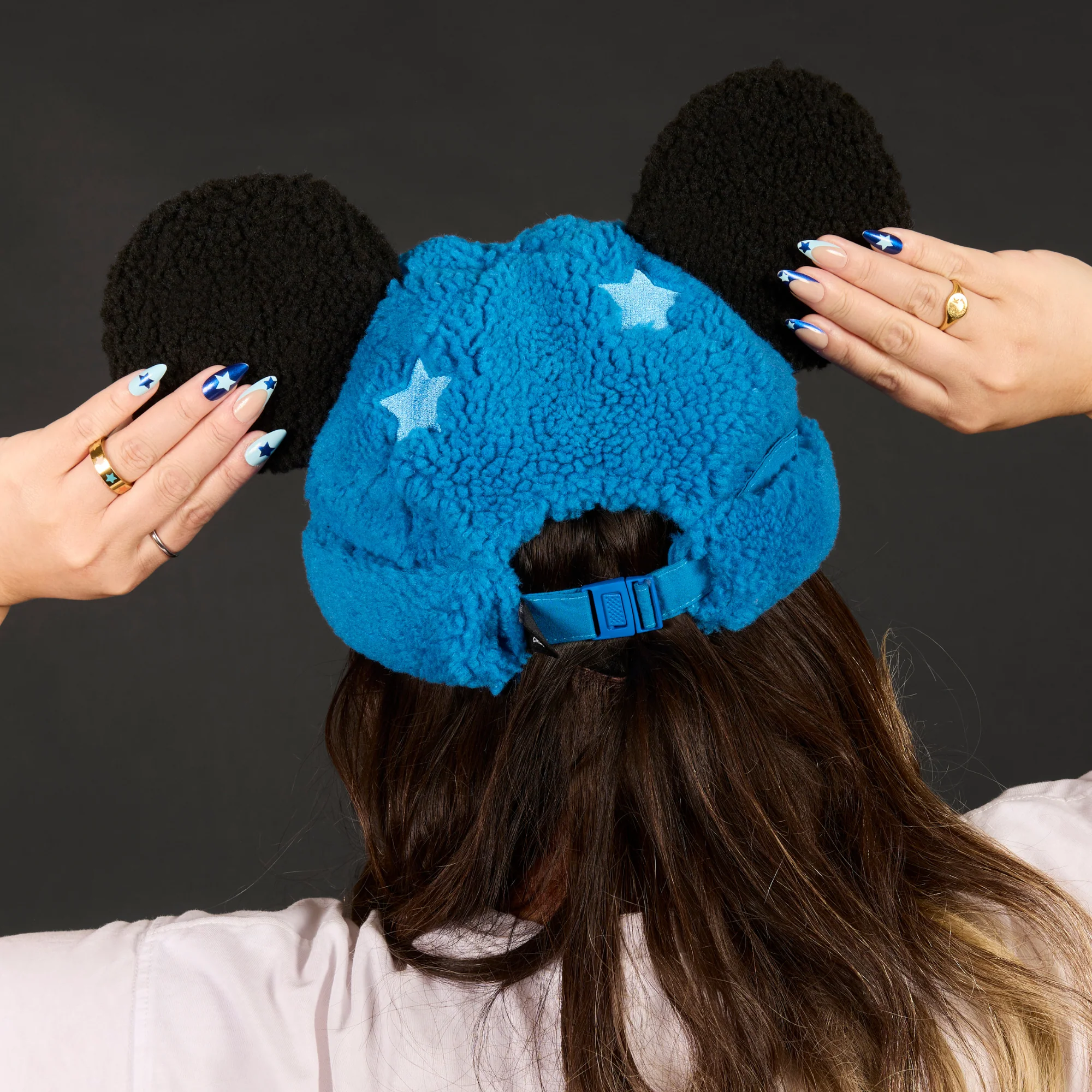 Sorcerer Mickey Sherpa Beanie - Image 4