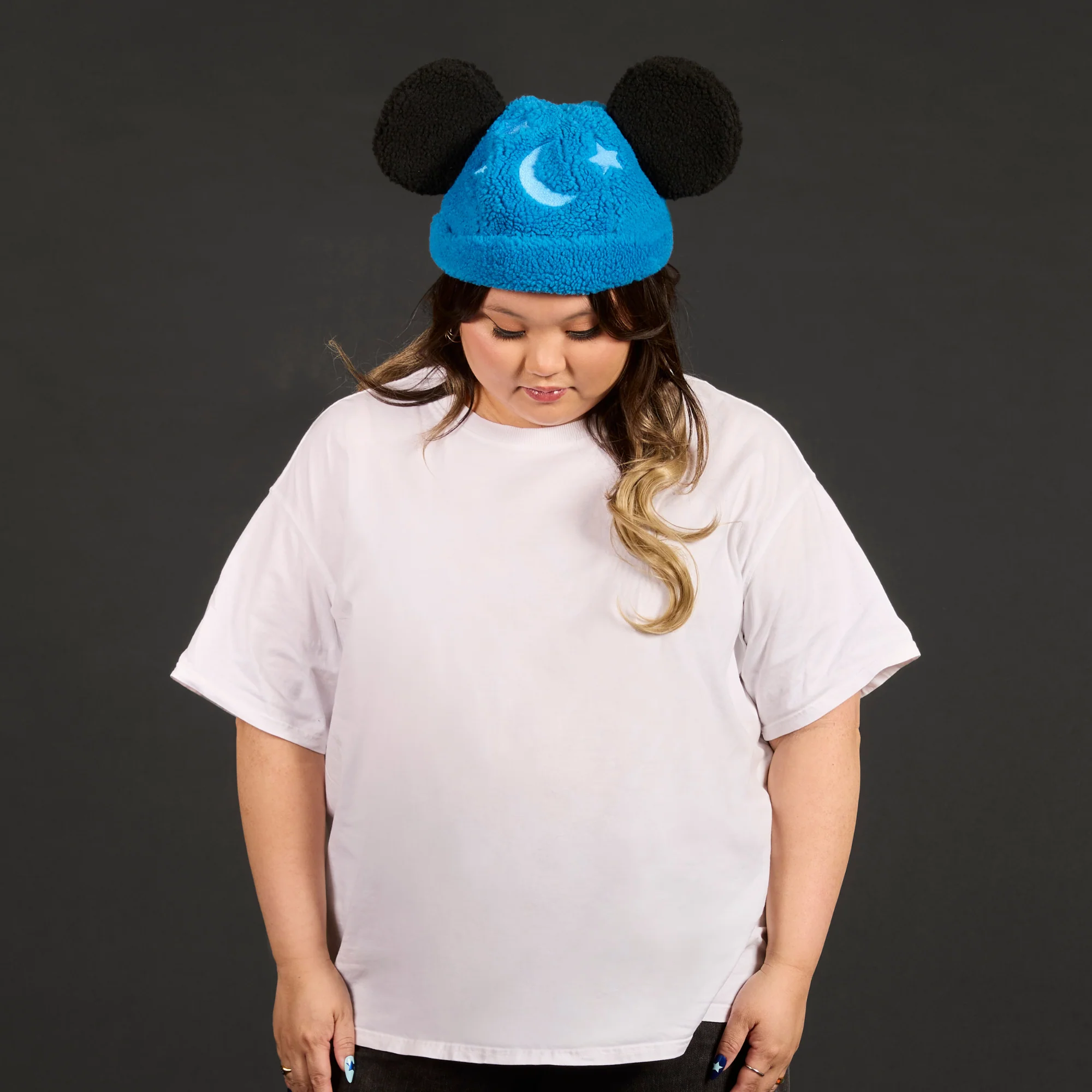 Sorcerer Mickey Sherpa Beanie - Image 5